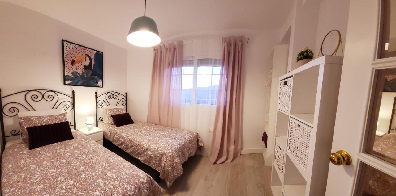 ALMERIA SOL Y SUR APARTMENTO - Parking y Netflix Exterior foto